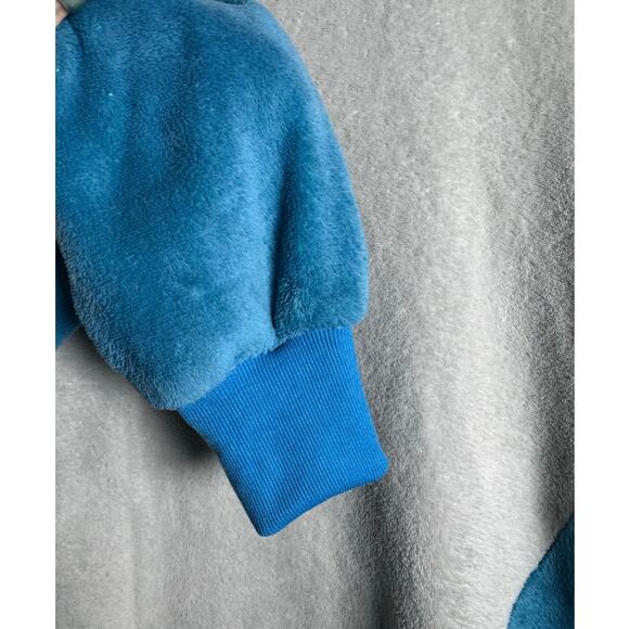 BIOWORLD Shark Oversized Hoodie NEW Fleece Soft Pockets One Size Fits Most - Picture 4 of 8